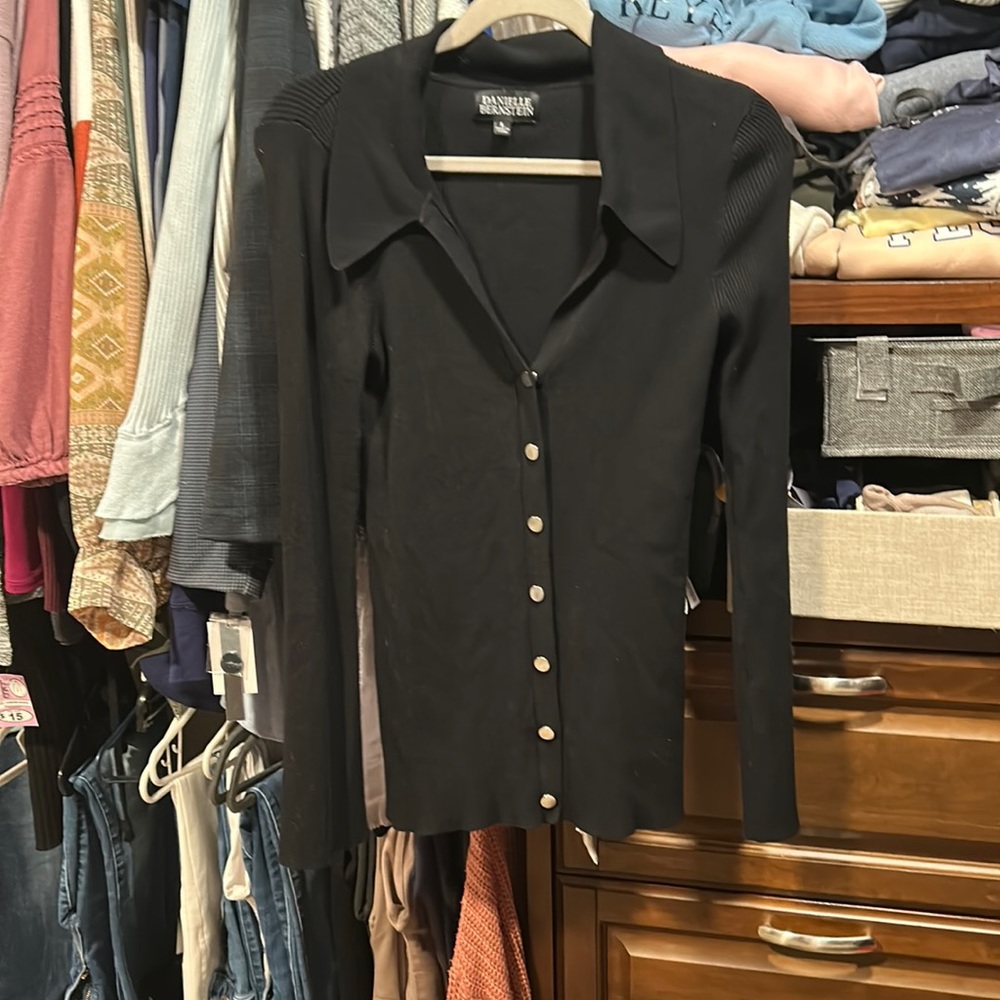 Daniel Bernstein black cardigan. Size Large with slight bell sleeves.